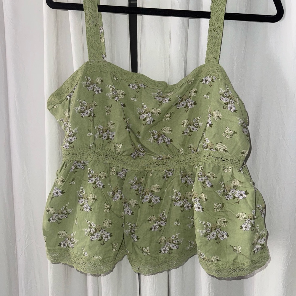 Celebrity Pink Green Floral Blouse